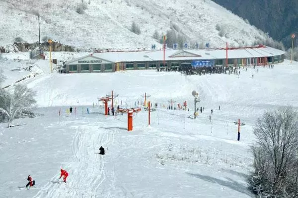 神農(nóng)架滑雪場有幾個(gè) 神農(nóng)架滑雪場開放時(shí)間2021